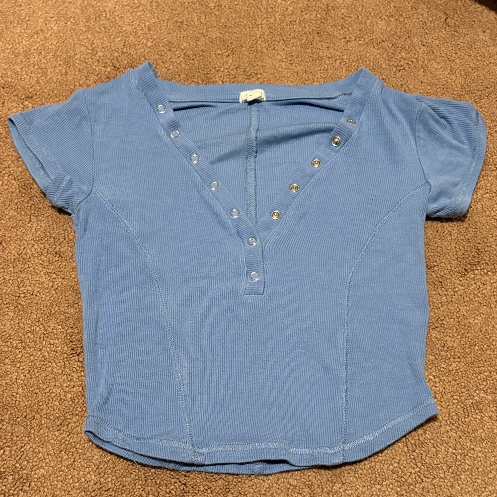 Garage Blue Short Sleeve Tee with Button Detail size xs
